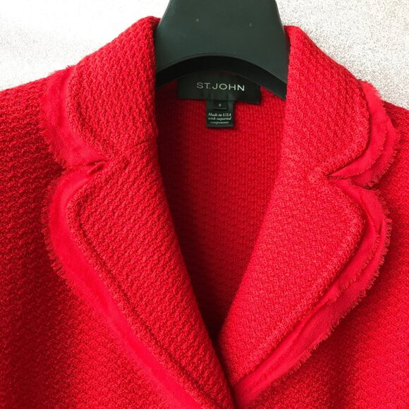 St.John  Knit Blazer Jacket Red 3/4 Sleeve 53% wool 47% Rayon Made in USA - Picture 2 of 12